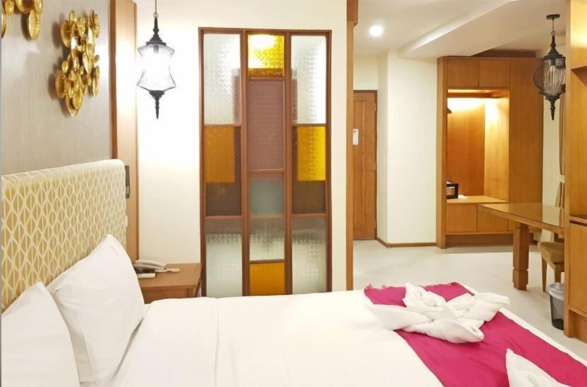 The Signature Hotel @ Thapae Chiang Mai Luaran gambar